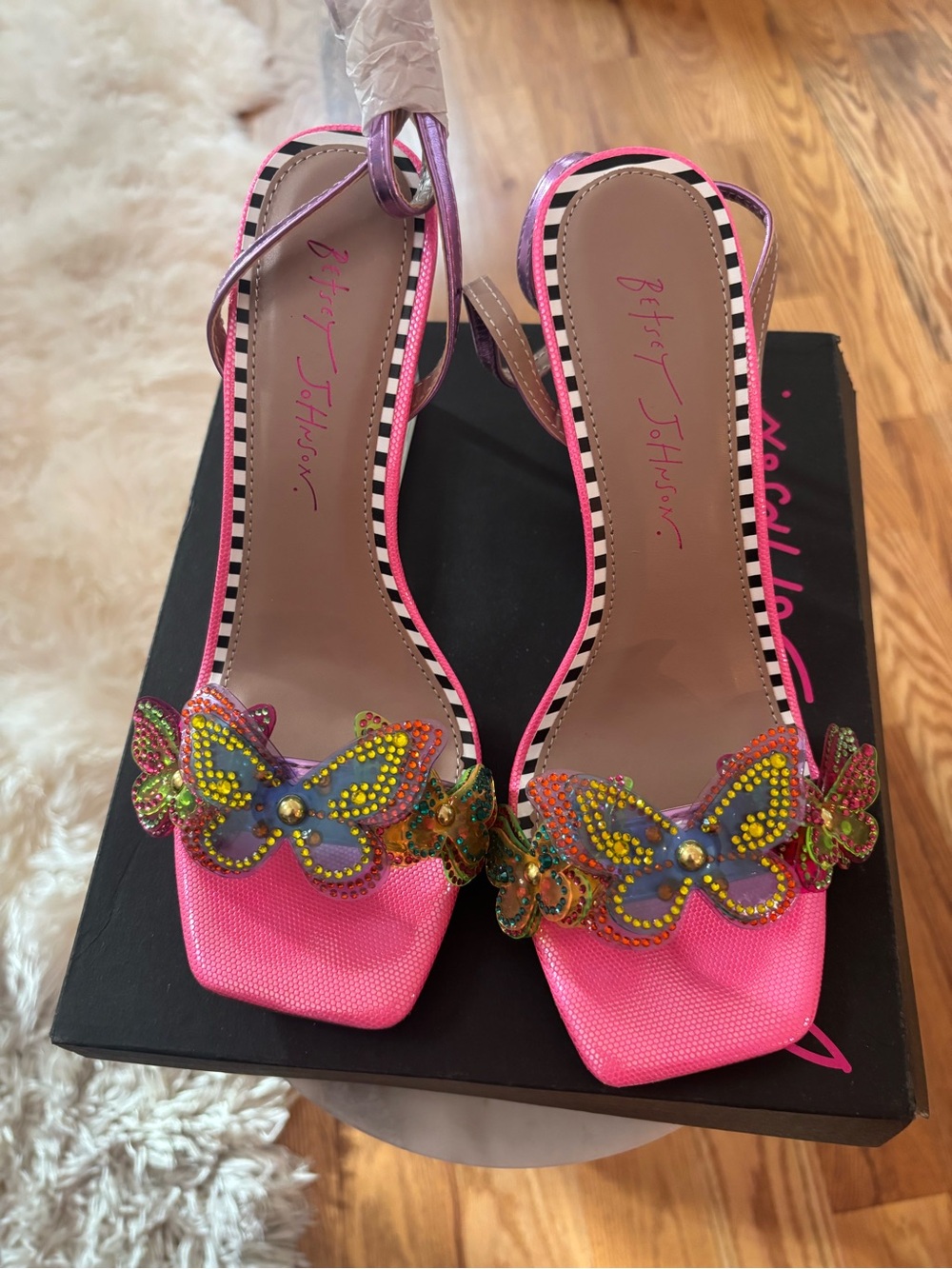 New Betsey Johnson Hot Pink Butterfly Embellished Sling Heels
